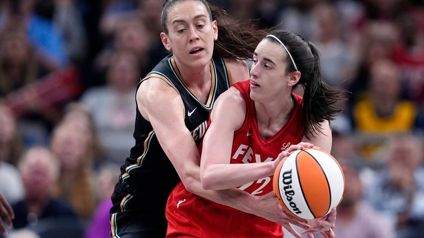 Caitlin Clark and Breanna Stewart