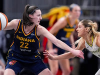 Caitlin Clark scores career-high 35 points, sets WNBA rookie single-season scoring record