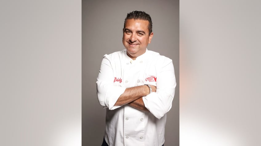 cake boss star buddy valastro has his kids cleaning toilets says it helps them gain respect