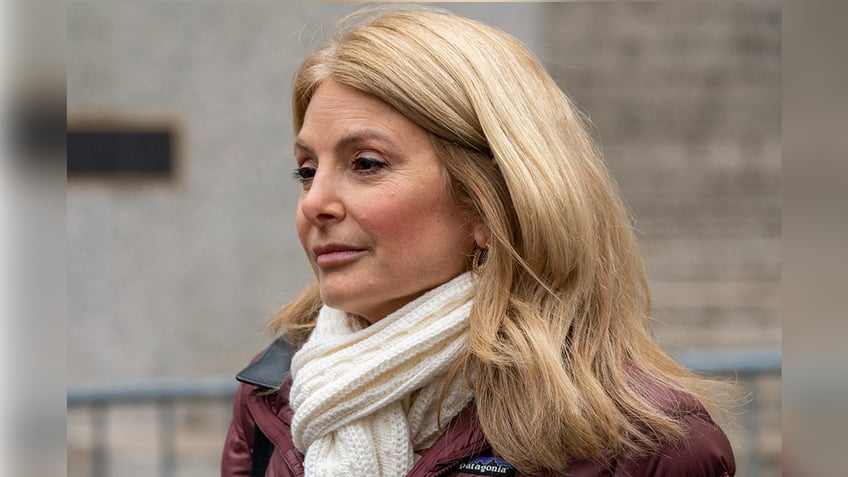 Lisa Bloom