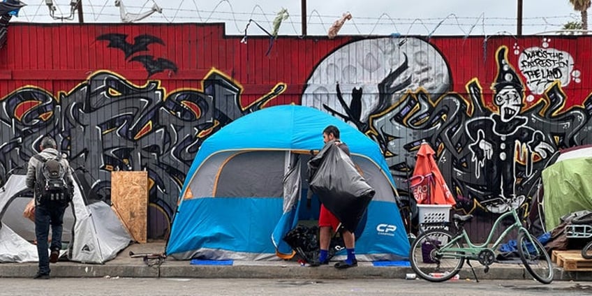 california enclave begins crackdown on homeless camps theyre worried about the looks