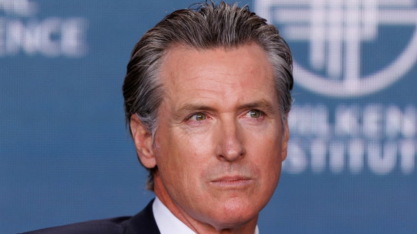 california gov newsom vetoes bill to extend unemployment benefits to striking workers