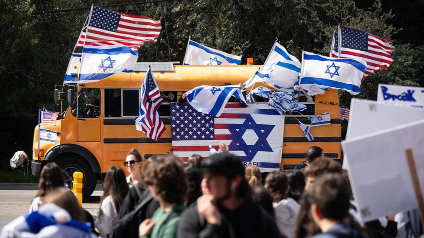 El Camino Real school protest