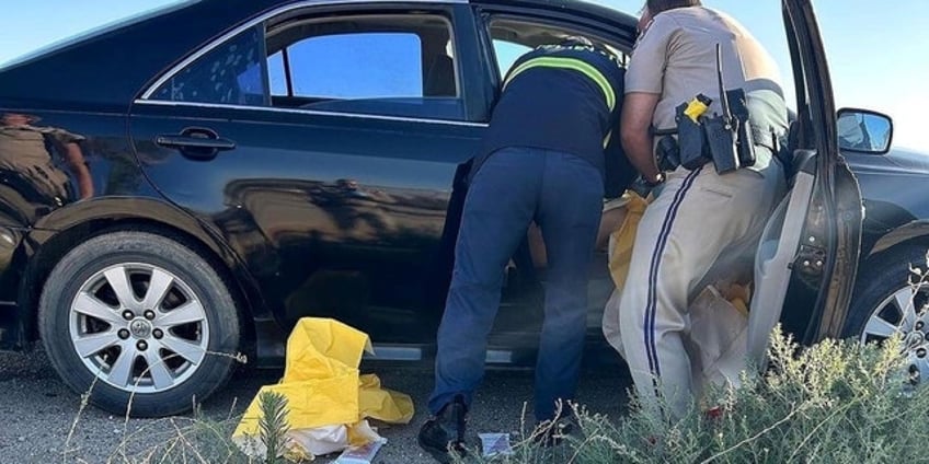 california highway police help deliver beautiful baby girl on roadside put their training to work