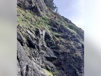 California man falls 300 feet to death while hiking with wife along Oregon coast
