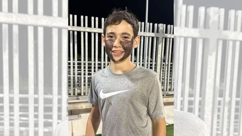 california middle schooler banned from sports over blackface but group says it was just eye paint