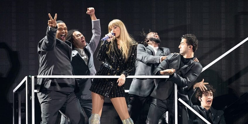 california politicians have message for taylor swift eras tour amid new strikes