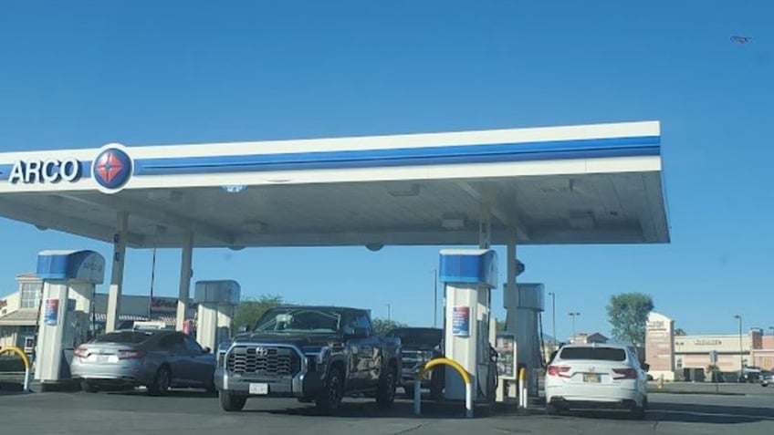 Arco gas station in Victorville