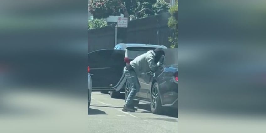 california thieves caught on camera blatantly breaking and entering into parked cars in san francisco