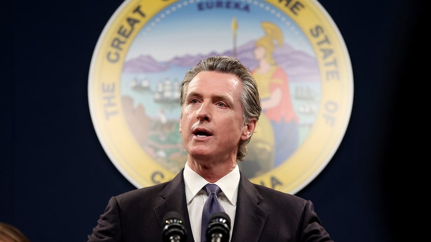california to expand fossil fuel project gavin newsom said he was fully committed to shutting down