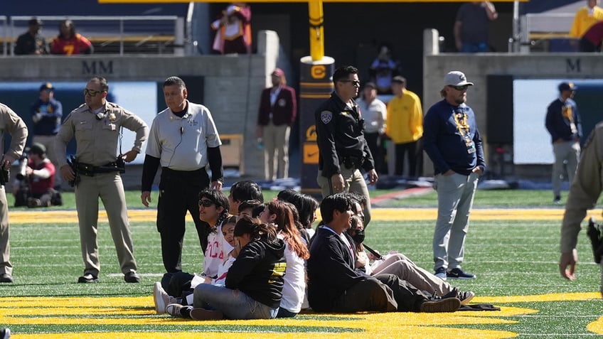 california usc game delayed after students protest professors stalking suspension