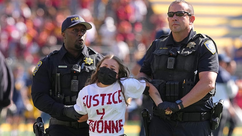 california usc game delayed after students protest professors stalking suspension