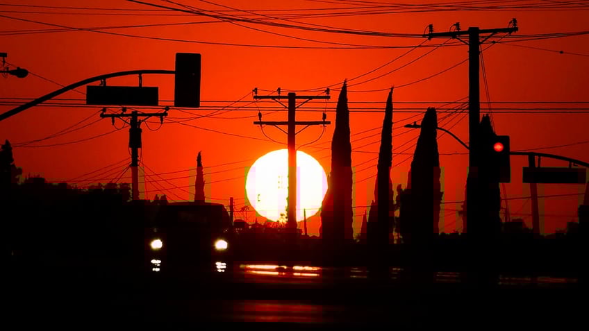 Los Angeles powerlines 
