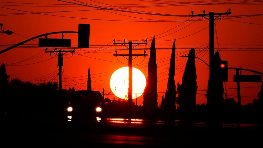 Los Angeles powerlines 