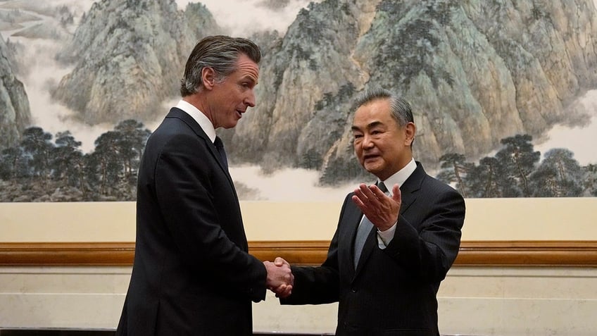 californias newsom has surprise meeting in beijing with chinas xi gets torched for climate fearmongering