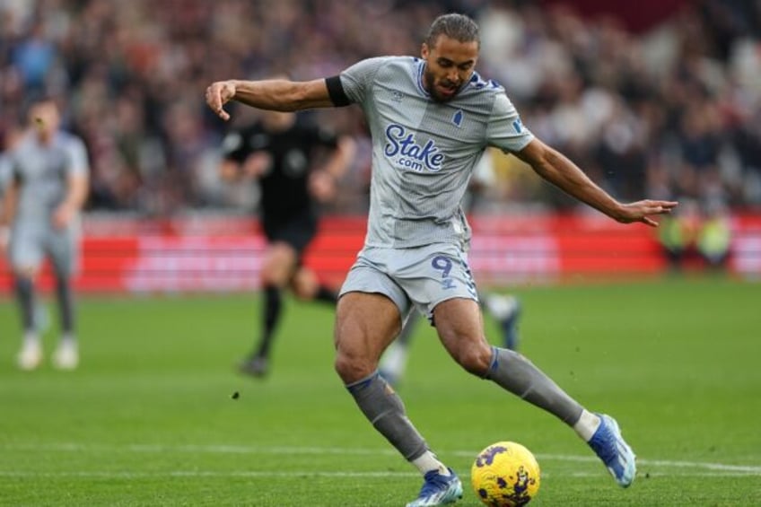 calvert lewin on target as everton sink west ham