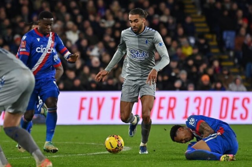 Everton striker Dominic Calvert-Lewin (C) was sent off against Crystal Palace