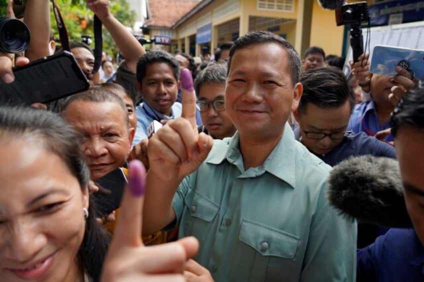 cambodian king to appoint hun sens son as new pm