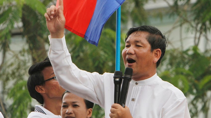 cambodian regime to jail opposition politician for 3 more years