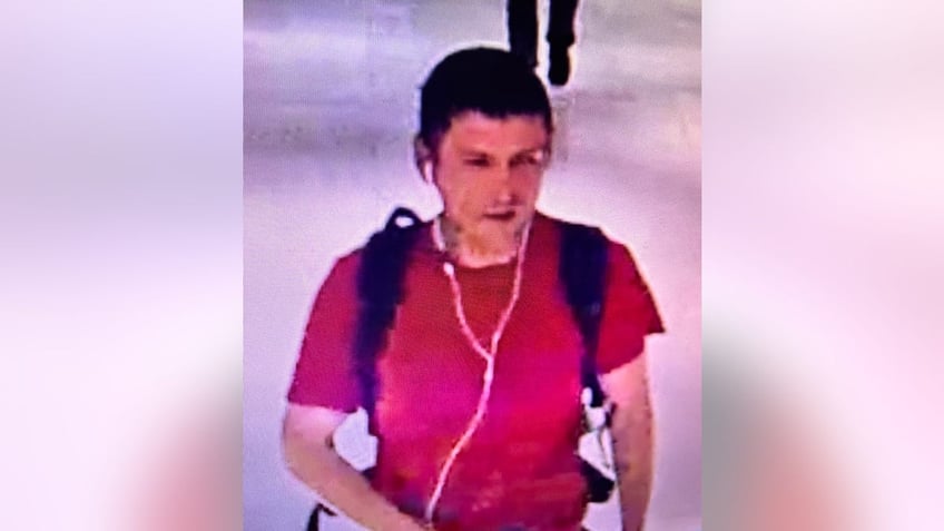 canadian police looking for suspect accused of spraying ink on people