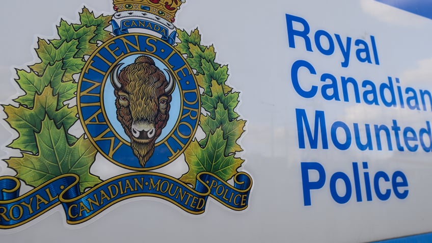 The logo representing the Canadian mounted police