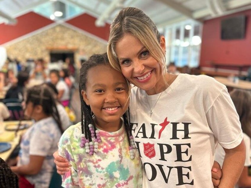 candace-cameron-bure-salvation-army