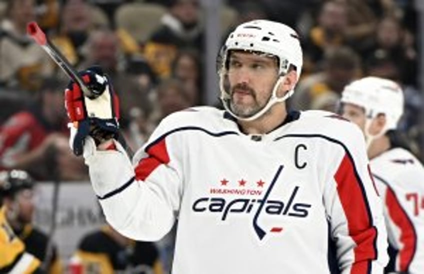 Capitals' Alex Ovechkin nets game winner vs. Predators, extends goal streak