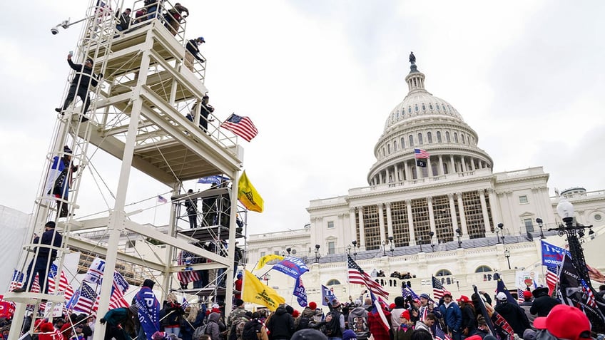 capitol protester who trained for combat with paintball fights gets over 4 years in prison