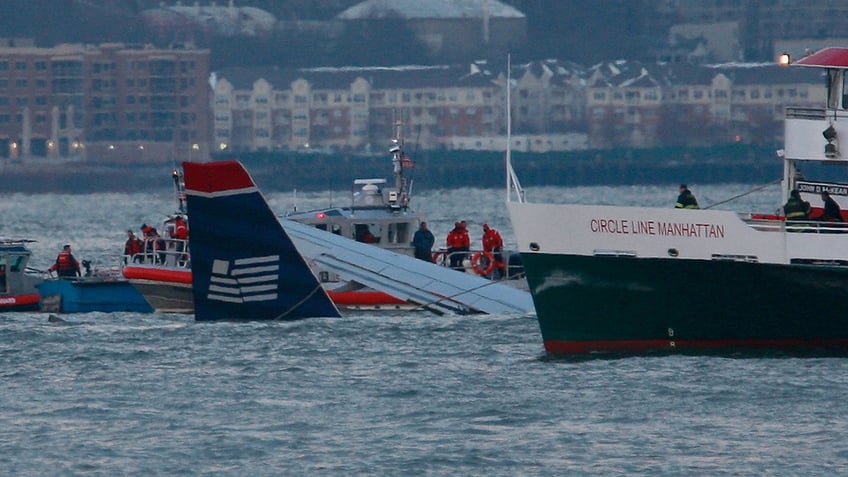 captain sully didnt train for water landing before putting us airways jet down in hudson river 15 years ago