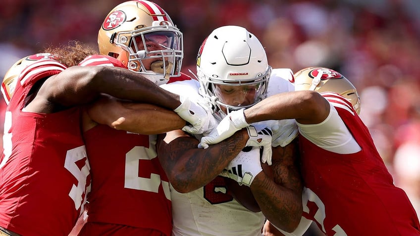 cardinals james conner 49ers talanoa hufanga get into skirmish after game