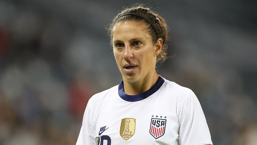 carli lloyd on why she had enough with uswnt kneeling at olympics felt like it was just a thing to do