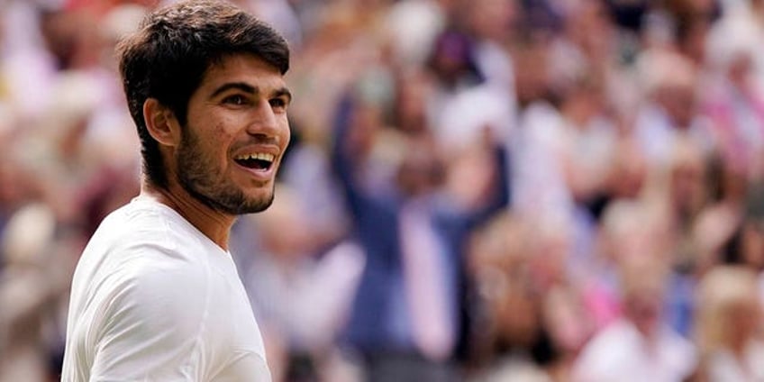 carlos alcaraz tops novak djokovic to win wimbledon title in epic match