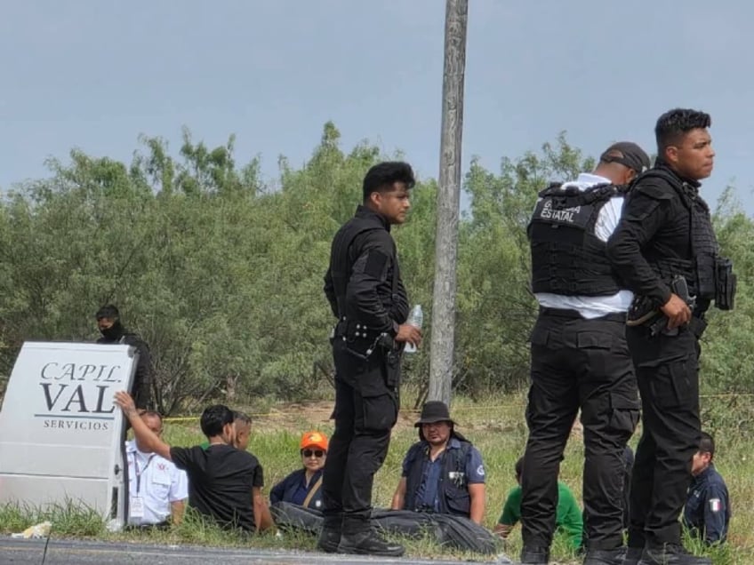 cartel gunmen in mexico use new tactic to hide police attacks fake crashes