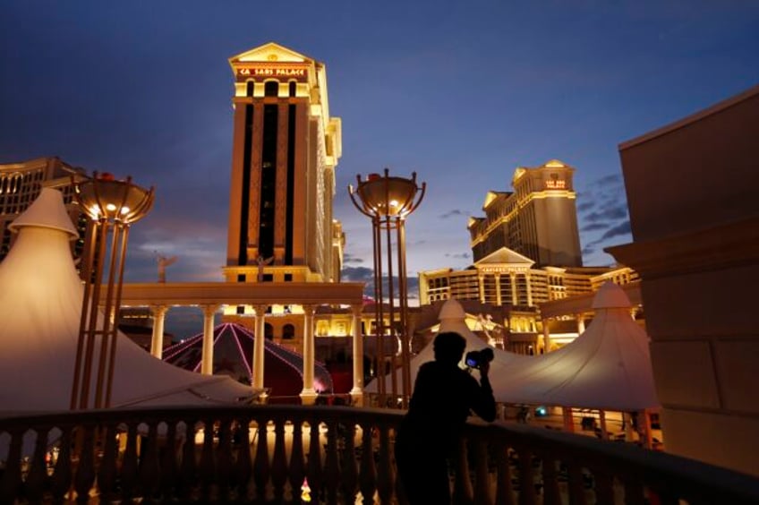 casino giant caesars entertainment reports cyberattack mgm resorts says some systems still down