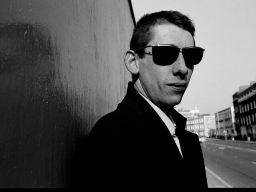 cause of death revealed for the pogues frontman shane macgowan