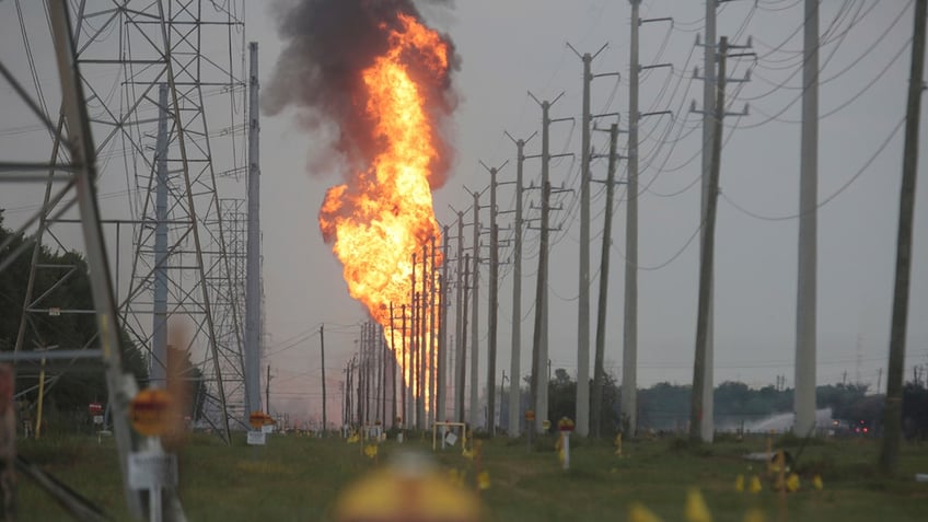 pipeline fire