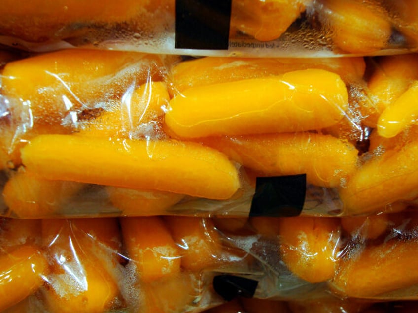 bagged carrots