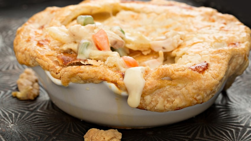 celebrity chef robert irvine shares his easy pot pie recipe for fall using leftovers in the fridge