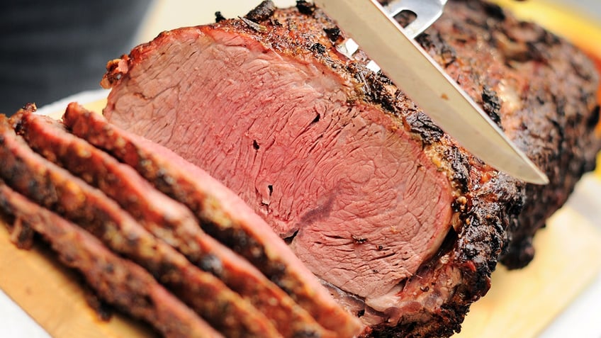 celebrity chef robert irvine shares his rib roast recipe for the upcoming chilly weather season