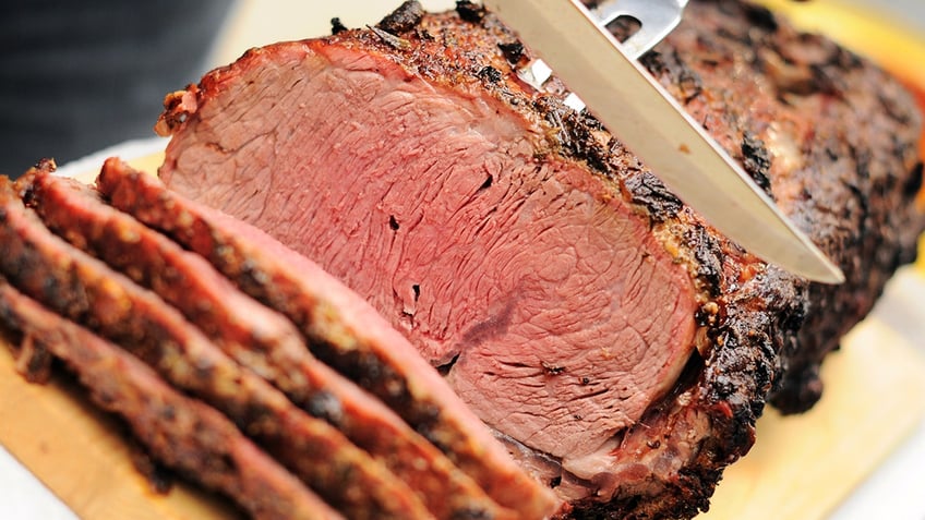 celebrity chef robert irvine shares his rib roast recipe for the upcoming chilly weather season
