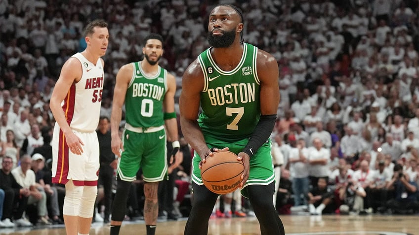 celtics jaylen brown agrees to richest deal in nba history report