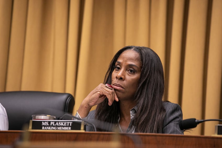 censorship hearing robert f kennedy jr responds to smears from stacey plaskett