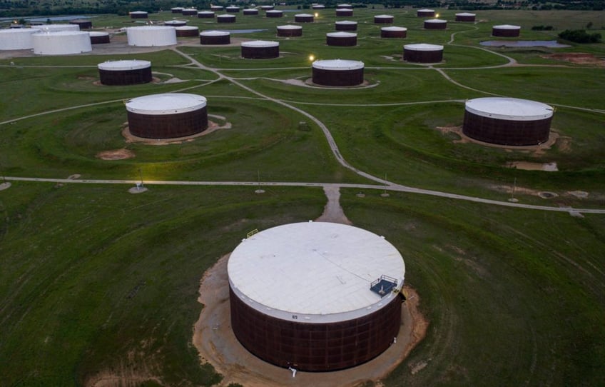 center of the energy universe industry political leaders convene in oklahoma for energy security summit