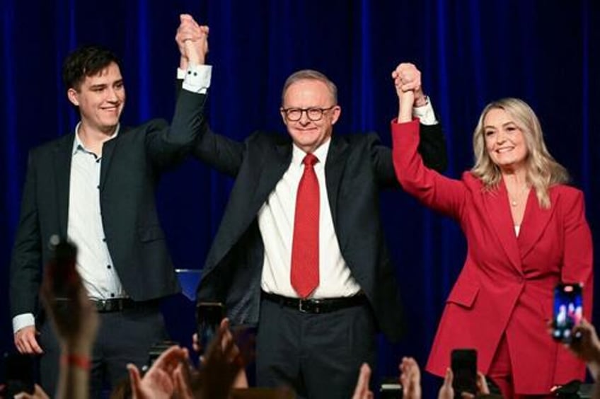 centre left labor party wins australian election opposition leader loses his seat