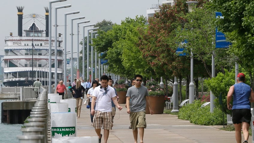 Detroit RiverWalk