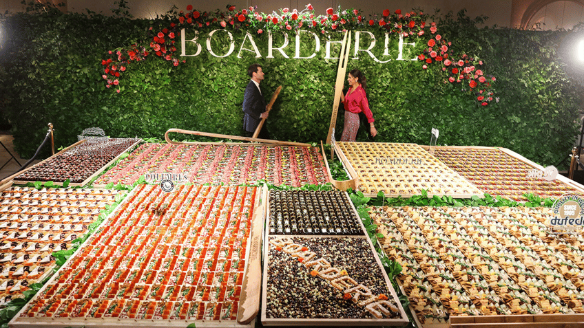 charcuterie board weighing a stunning 769 pounds shatters world record in florida