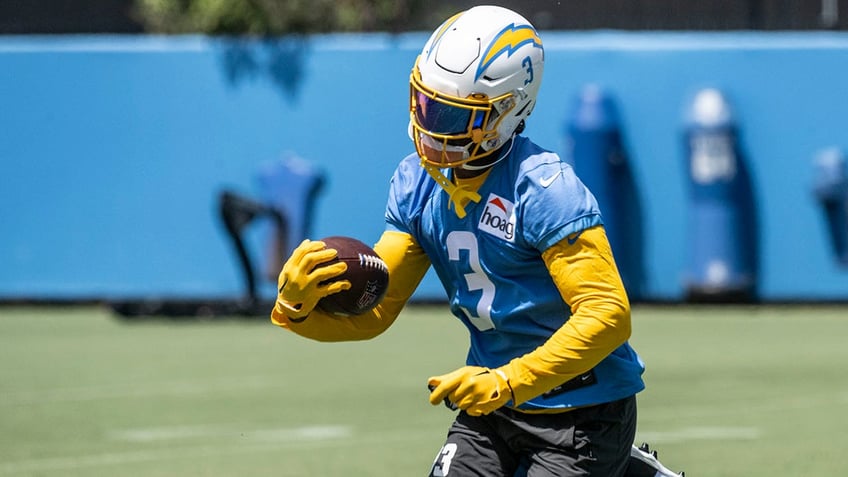 Derwin James at Chargers mandatory minicamp