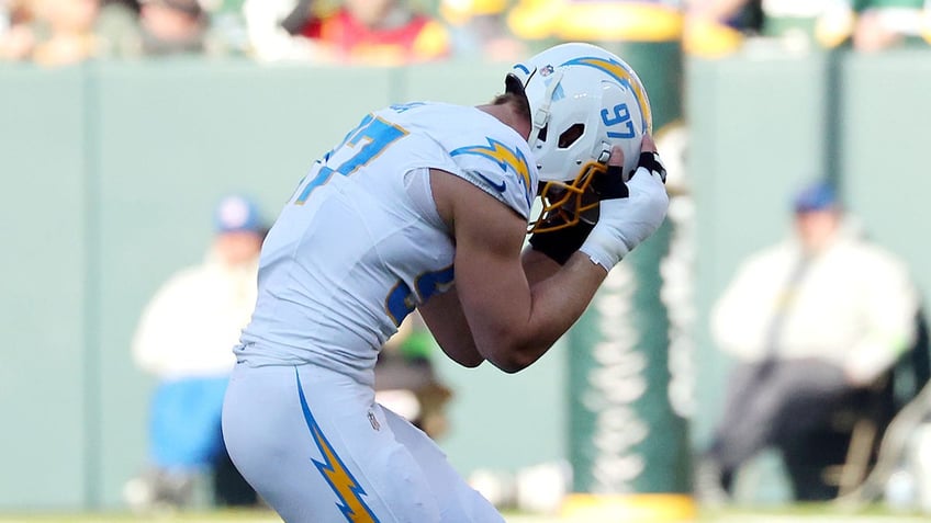 chargers joey bosa in tears after suffering foot injury in loss to packers