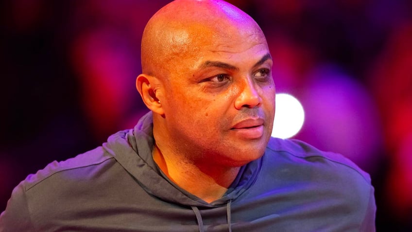 charles barkley makes titanic reference while trolling ex warriors gm bob myers amid teams struggles