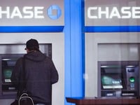 Chase Bank Issues Fraud Warning After ATM Glitch Videos Spread Online